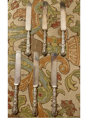 6 Antique 1835 R Wallace HIBISCUS Silverplate Dinner Knives 16 Dwt P